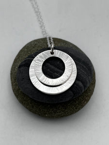 Double washer pendant 20 & 25mm long 'Sunset' finish on 16" trace chain