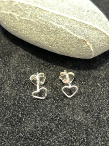 Sterling Silver outline heart design stud earrings