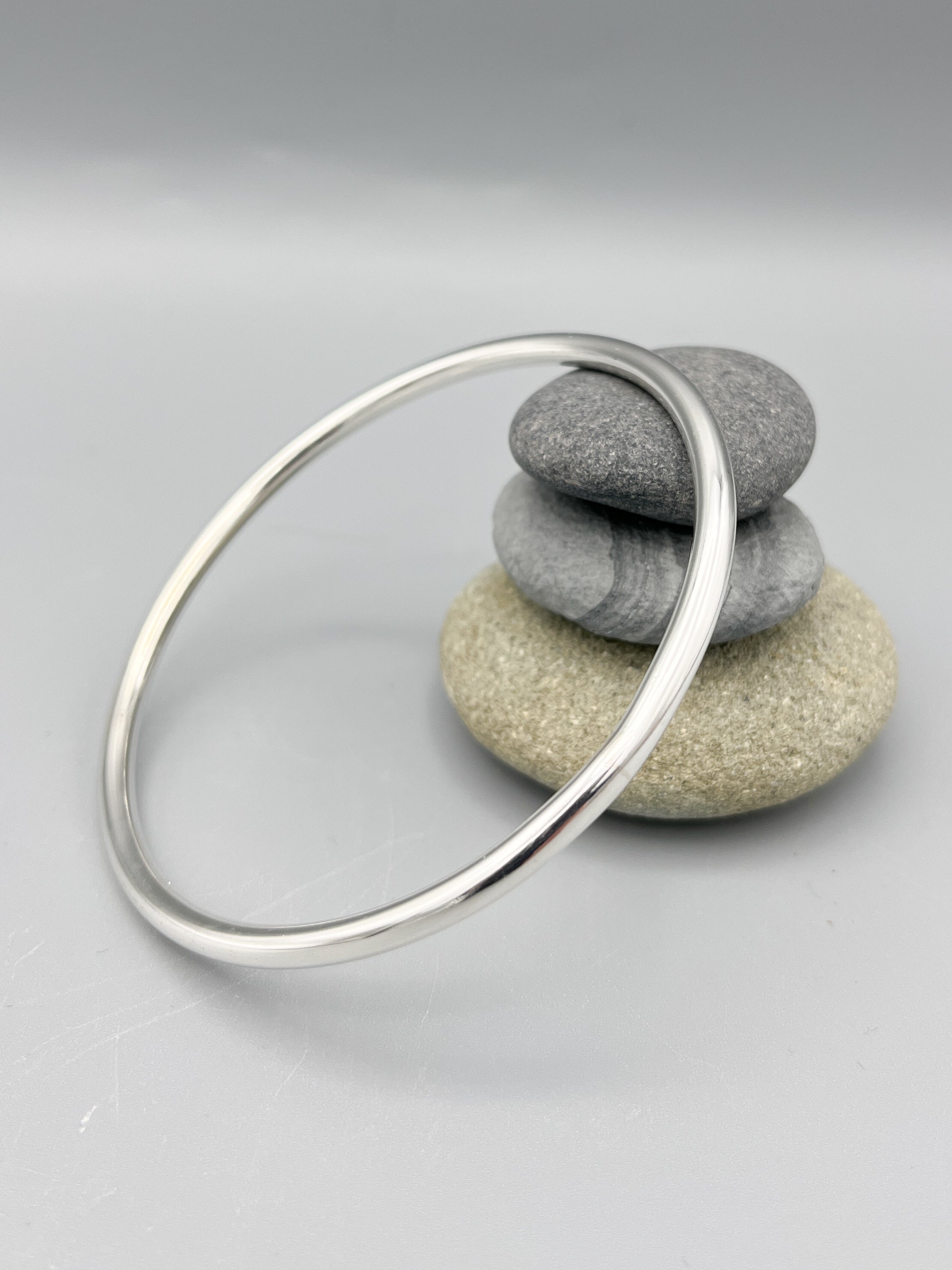 Sterling Silver Bangle, round design with a polished finish