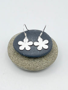 Sterling Silver 15mm hammered flower design drop earrings