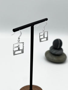 Sterling Silver 20mm hammered finish, geometric square drop earrings