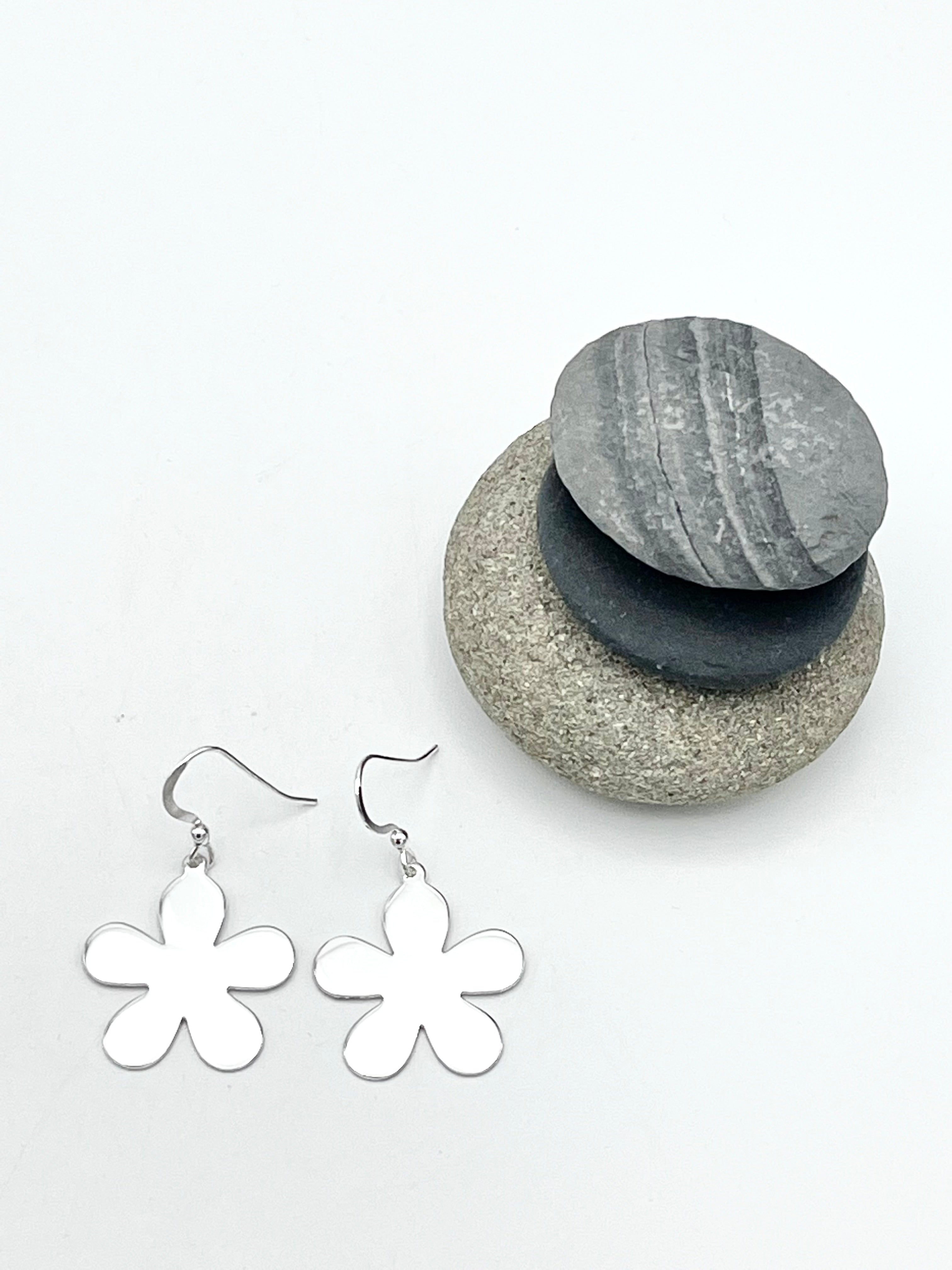 Sterling Silver 25mm polished flower design drop earrings