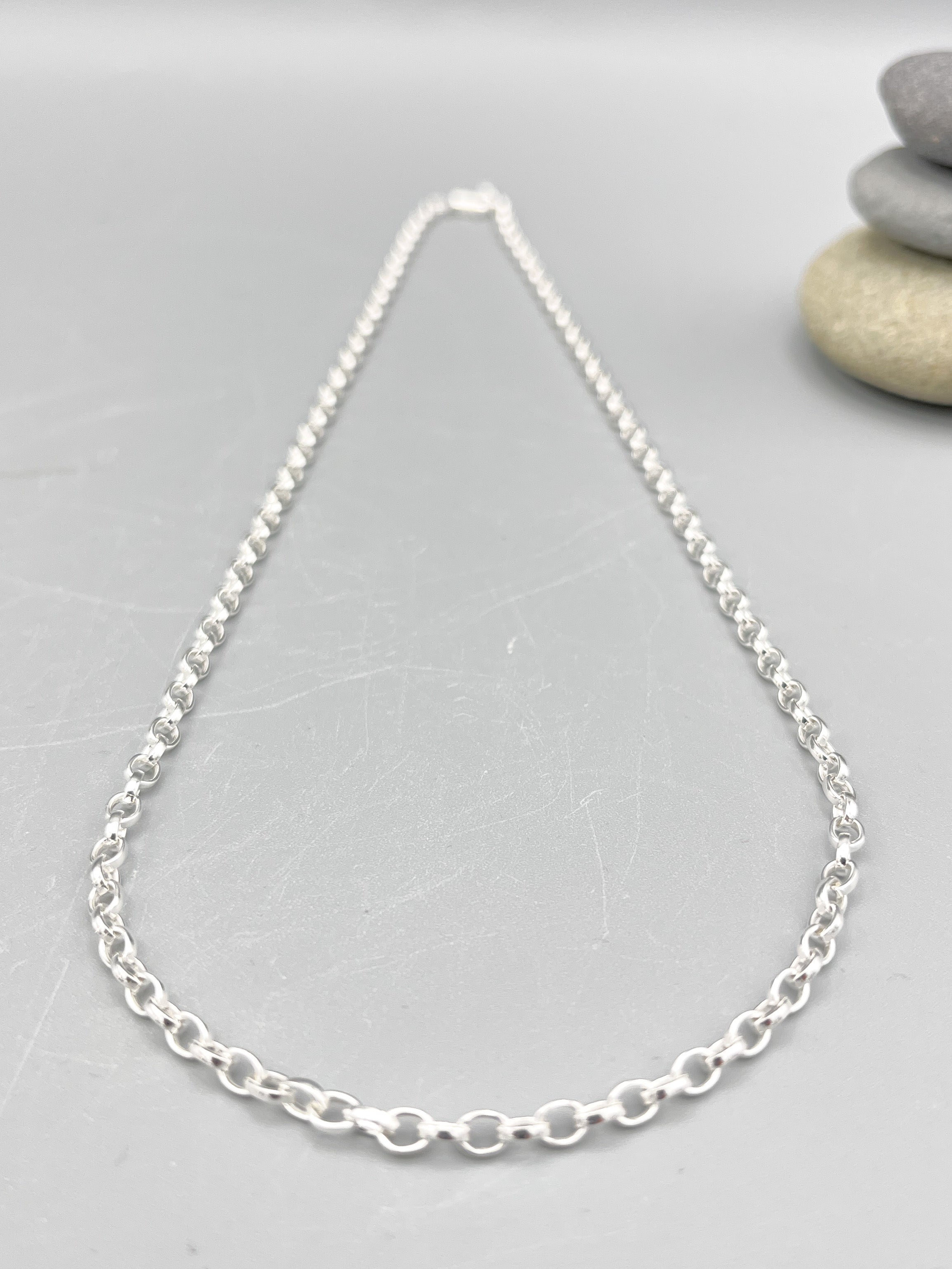Sterling Silver Necklace. 20” (50cm) long polished 3mm polished belcher link