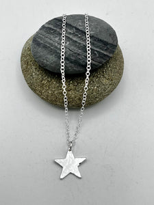Single Star pendant 15mm wide hammered finish on 16" chain