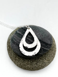 Double teardrop (Medium and small) pendant hammered finish on 16" trace chain