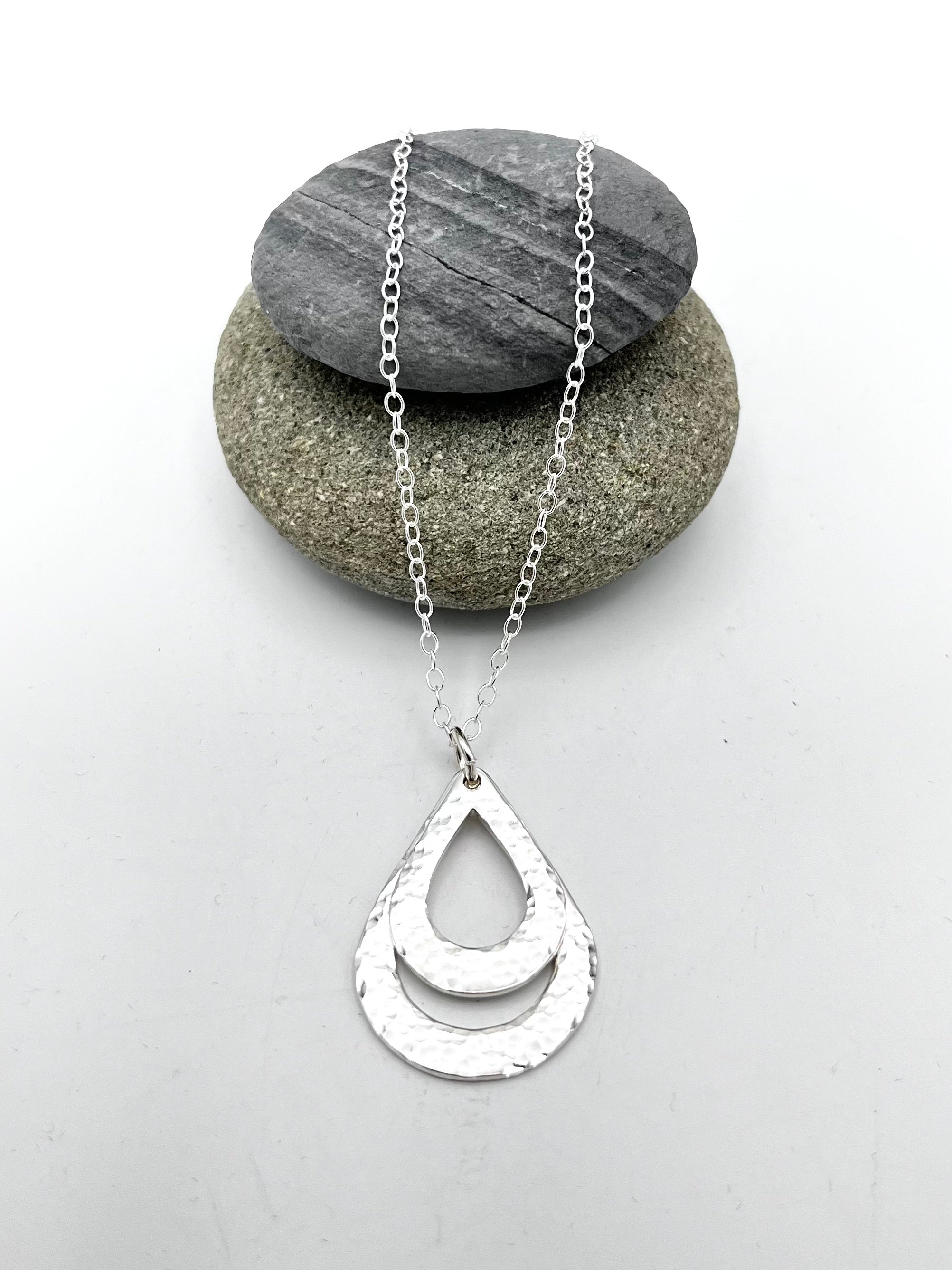 Double teardrop (Medium and small) pendant hammered finish on 16" trace chain