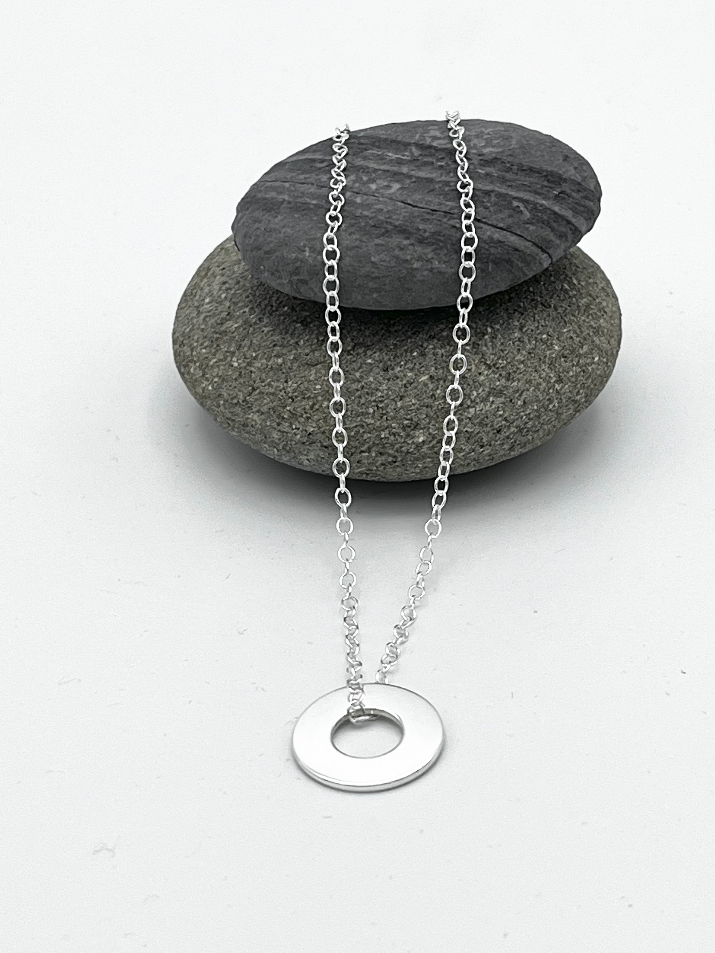Washer pendant 15mm wide polished finish on 16" trace chain