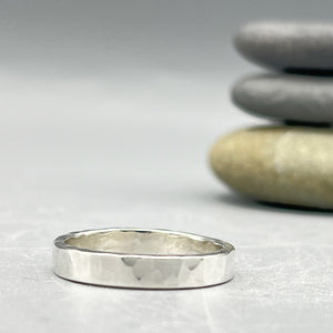 Sterling Silver Ring. Flat wire hammered finish size 'Z.5'