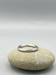 Sterling Silver Ring. 3mm round wire polished finish size 'J'