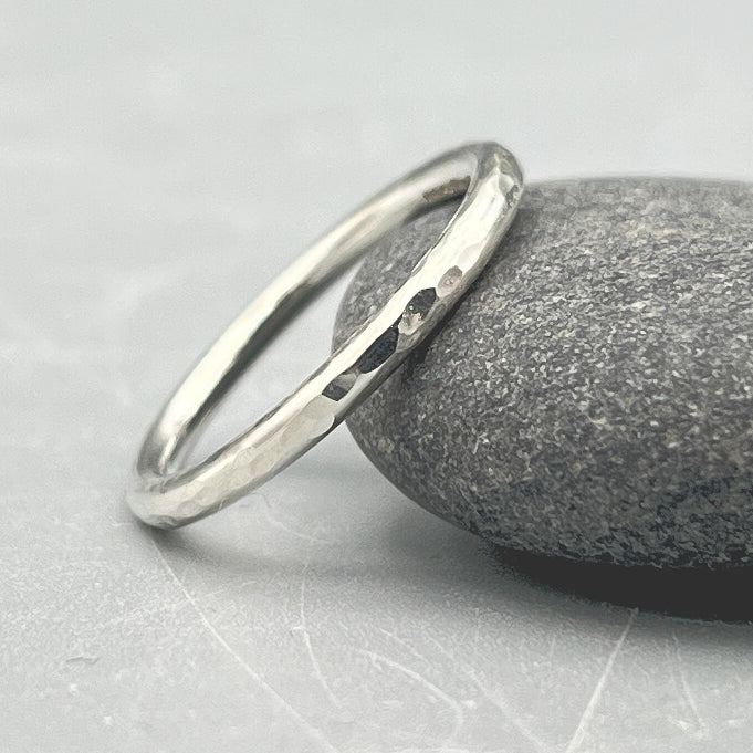 Sterling Silver Ring. 2mm round wire hammered finish size 'L'